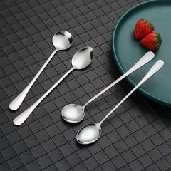 1010ステンレス食器の長い柄の先の氷のスプーンのコーヒーの攪拌のスプーンの丸い頭のスープのマグカップの贈り物のスプーンのセット