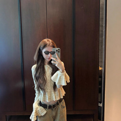 YUYUREAL 私服 镂空钩花荷叶边仿羊驼毛针织开衫