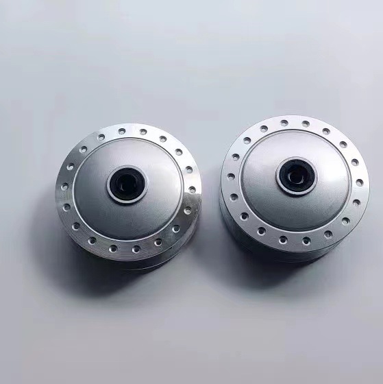 Cg125 Motorcycle Wheel Hub Front and Rear Retro Modified Spokes Wheel Hub Core Brake Drum Cap Assembly Happiness