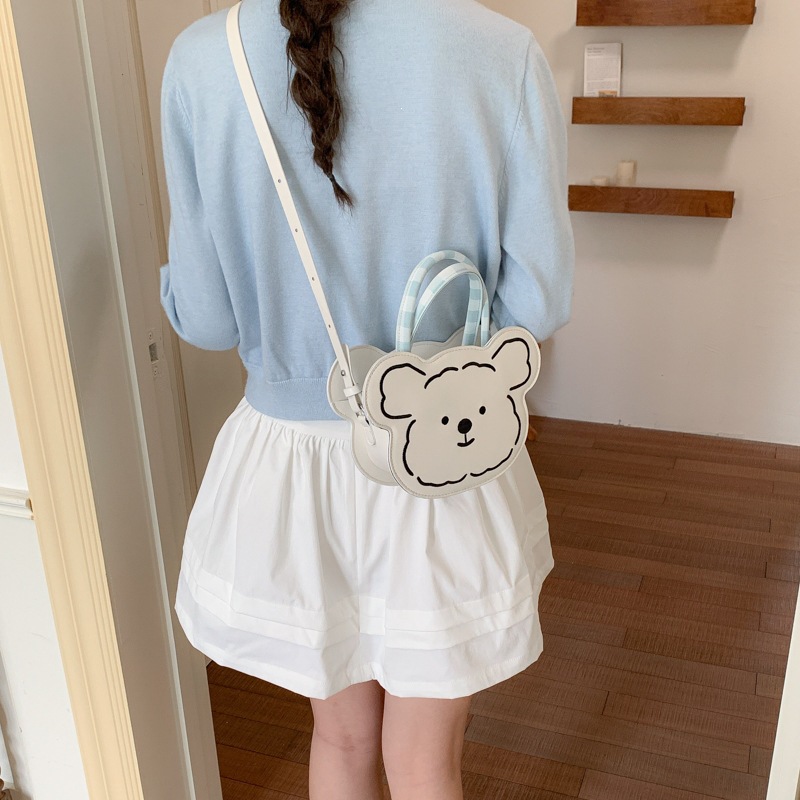 Este año popular bolso de mano de caricatura oso mujer verano nueva moda diaria encantadora mini hombro mochila inclinada image 5