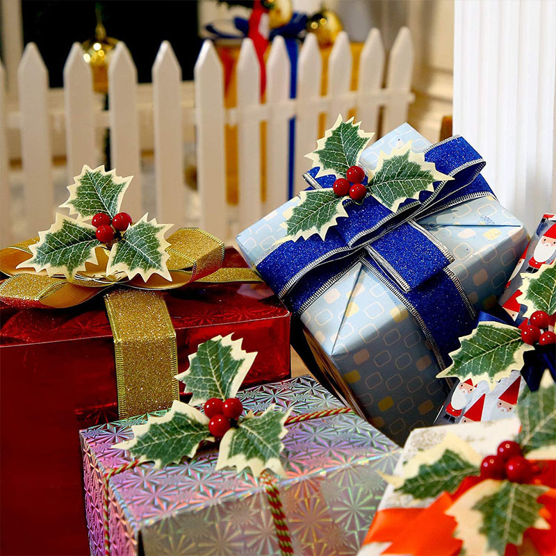 Accesorios de Navidad transfronterizos DIY oro de Navidad fruta roja hojas de fruta de Navidad guirnaldas de vinas inserción de ramas materiales DIY al por mayor