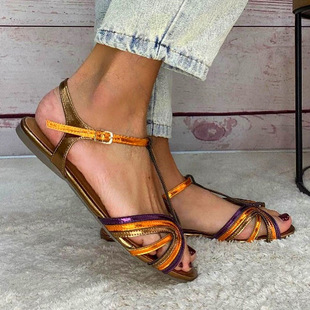 2025��羳���Q�ļ��¿�ƴɫ¶ֺ�~��40-43��aһ�֎����l�ě�Ь
