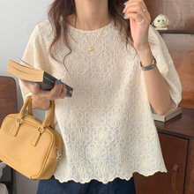 韩国chic夏季洋气简约设计感别致重工刺绣花朵泡泡袖宽松衬衫上衣