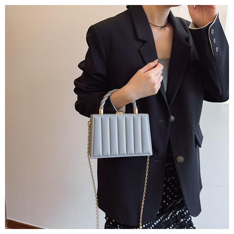 438g Weight Synthetic Leather Lining Material Sewing Thread Fashion Element Lock clasp Closure Type Single Shoulder Strap Strap Type Shoulder Bag Bags Type Holiday, Travel, Shopping Occasion PU Material Solid Color Pattern All Seasons Season Women's Gender Elegant, Streetwear Style Square Shape Medium Size Women's Medium PU Solid Color Elegant Streetwear Sewing Thread Square Lock Clasp Shoulder Bag 14