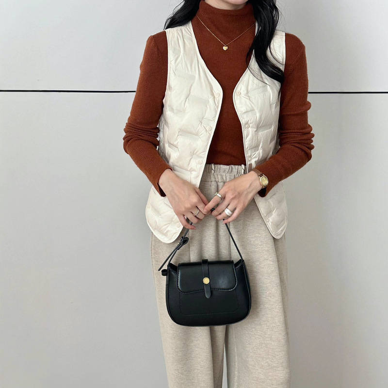 2026 Autumn/Winter Lightweight V-Neck Short Down Vest for Women, Slim-Fit Down Jacket Vest, Warm and Slimming Inner Layer Vest