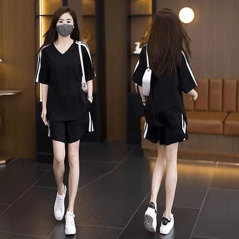 时尚套装夏季韩版妈妈装短袖V领上衣高腰显瘦休闲阔腿裤俩件套女