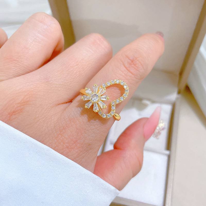 Rotating Flower Zircon Ring Personalized Adjustable Couple Ring_voghion.com