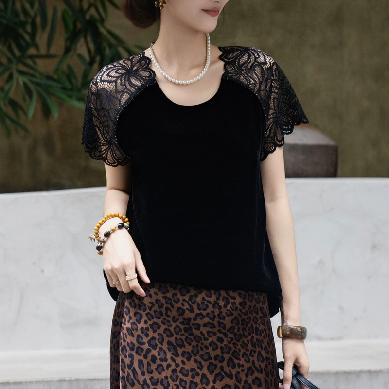 Silk Velvet Spliced with Lace, Asymmetrical Shoulder Sleeves, Vintage Round Neck, Black, Exquisite and Elegant, Versatile Summer Short-Sleeve Top Silk Velvet Spliced with Lace, Asymmetrical Shoulder Sleeves, Vintage Round Neck, Black, Exquisite and Elegant, Versatile Summer Short-Sleeve Top