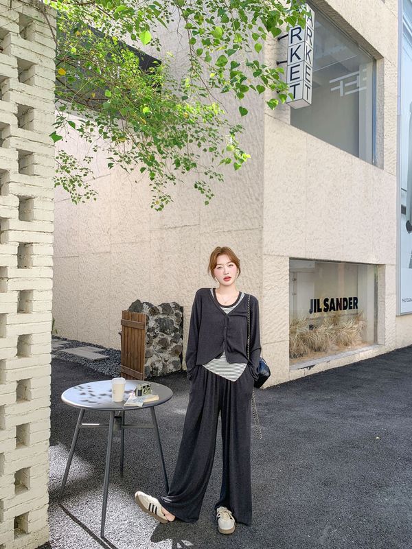 韩系休闲运动套装女2025秋季新款慵懒风条纹背心开衫阔腿裤三件套|undefined
