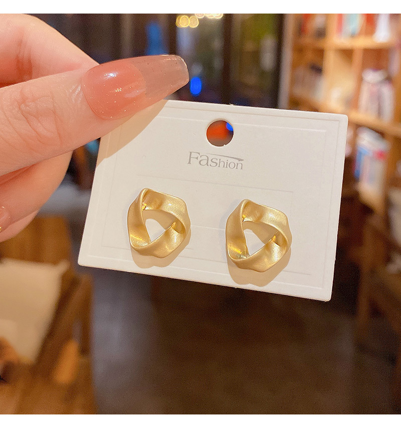 Simple Style Geometric Copper Ear Studs Plating No Inlaid Copper Earrings