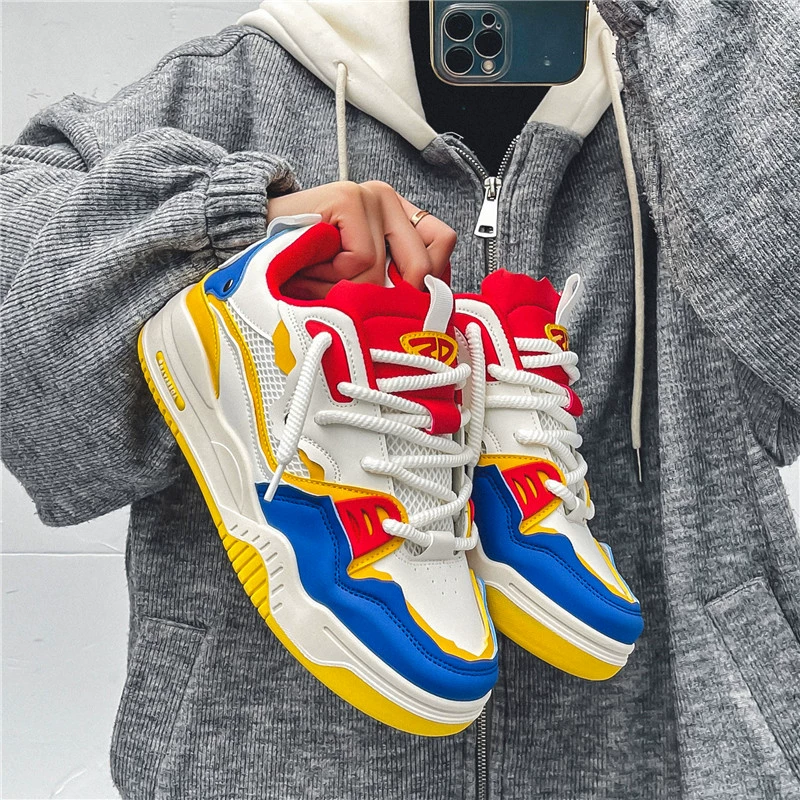 Мужская обувь 2024, весна и осень, новые повседневные спортивные кроссовки в гонконгском стиле в стиле ретро, летние модные кроссовки с увеличенным противоскользящим дизайном
