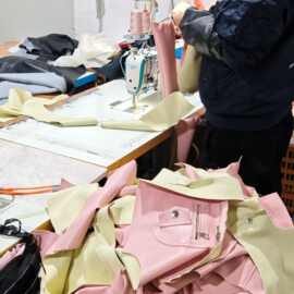 燃拓女童冬季三件套定制厂家直销26年新款撒银毛衣马甲裙子套装批