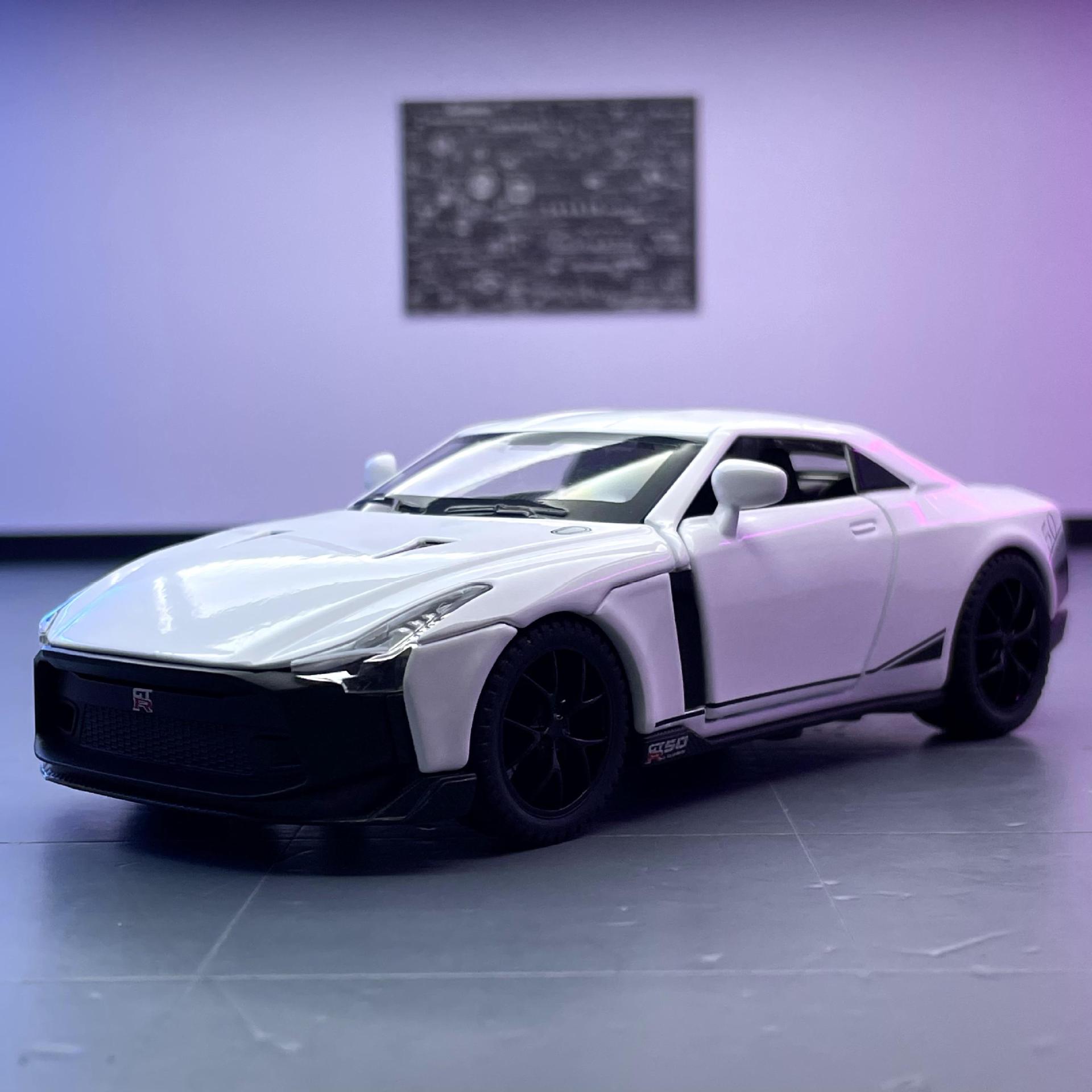 Zhongyuan xinghejin modelo de coche 1:32 Nissan GTR-50 coche deportivo tire hacia atrás con sonido y luz niño juguete coche música modelo