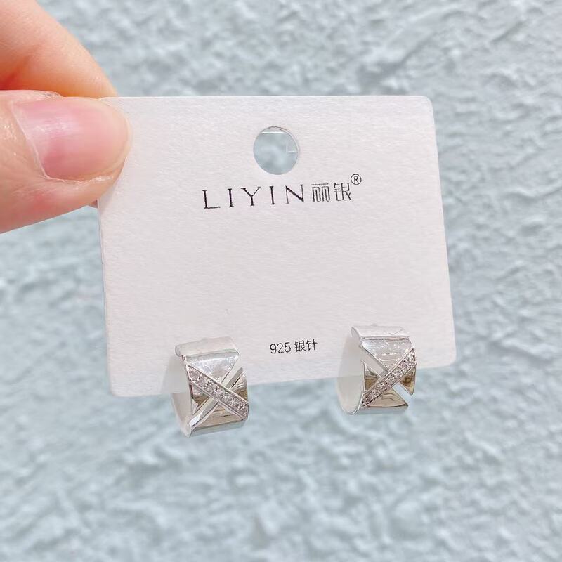 Liyin/Libeliying S925 シルバー針 C タイプイヤリングハイエンドファッション個性ニッチイヤリング女性のためのヨーロッパとアメリカの INS|undefined