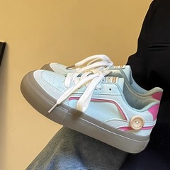 Spring new collection German-style sneakers, niche choice for students—stylish, versatile, casual low-top white sports shoes that are trendy.