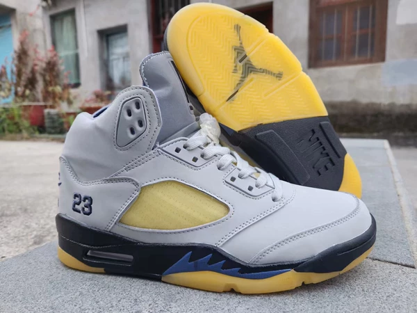 AJ5-Blu-ray Ivory