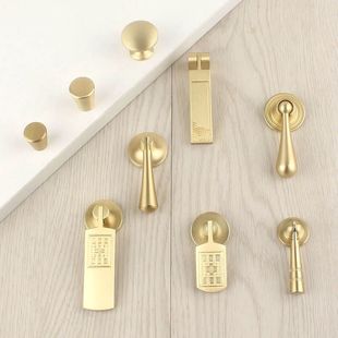 ����ʽ��~�����p�ݽ�ɫ���z���W�������A�ο׳�Ϸ��~��������