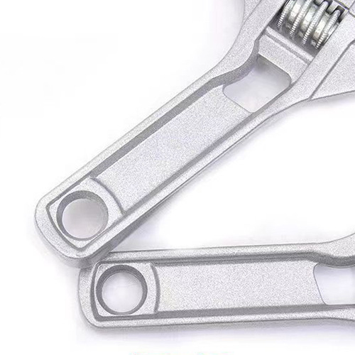Aluminum alloy bathroom wrench Large open end wrench Short handle anti-skid plumbing hardware repair wrench Adjustable wrench