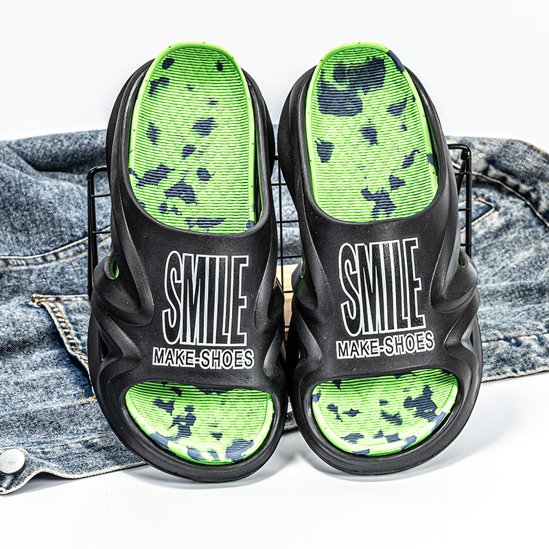 2024 verano nuevo estilo de moda para hombres y mujeres con una sola sola zapatilla ligera transpirable pareja zapatillas frías para usar sandalias