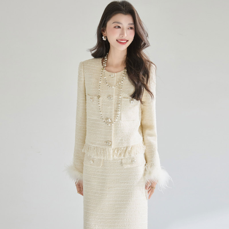 26 Spring Season Socialite Style Ostrich Feather & Tweed Chanel-Style Jacket and Skirt Set 25729+25730