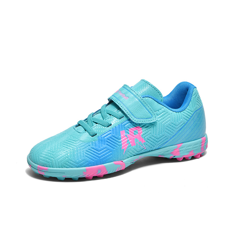 2025 nuevos niños y niñas transfronterizos transpirables cómodos deportes casuales zapatos de fútbol de clavos para estudiantes adolescentes y niños