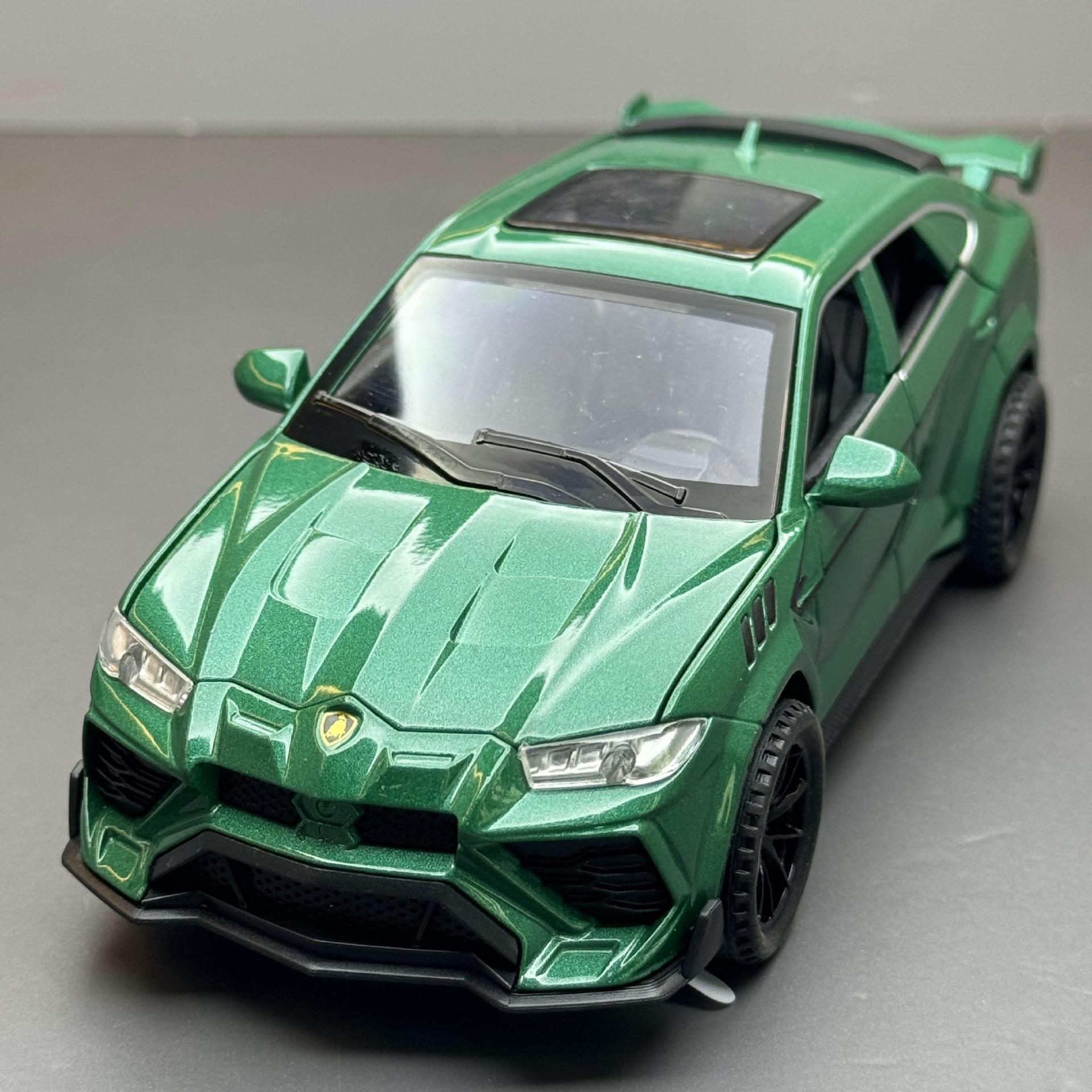 Nuevo modelo de coche de aleación de simulación austriaco 1:32 Lanbo Urus Bison tire hacia atrás con sonido y luz coche de juguete modelo de música adornos
