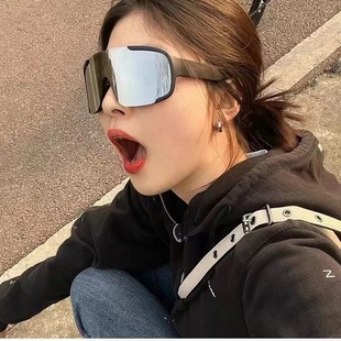 2024 New Style Outdoor Sports Riding Large Frame Wind-proof Sand Mountaineering Eye Glasses Slimming Personalized Sunglasses