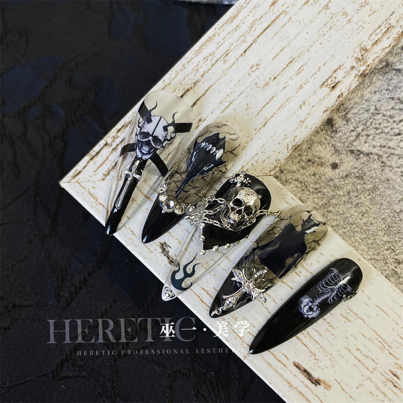 Devil's Kiss Bloody Nail Art Stickers Thin Tough Adhesive Three-Dimensional Funny Dark Horror Nail Stickers Skeleton Decoration