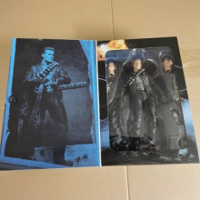 NECA 8寸盒装 动漫模型玩具 T800阿诺终结者豪华版重武器手办模型