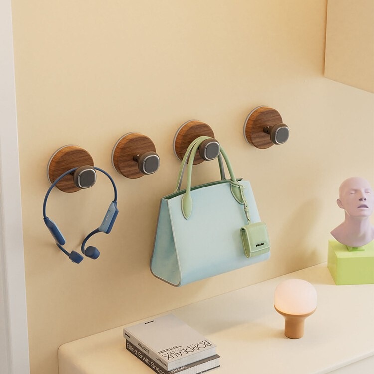 Vacuum sticky suction cup square walnut wood grain (clasp type) hook, 5-10KG load-bearing, suitable for multiple scenarios Vacuum sticky suction cup square walnut wood grain (clasp type) hook, 5-10KG load-bearing, suitable for multiple scenarios