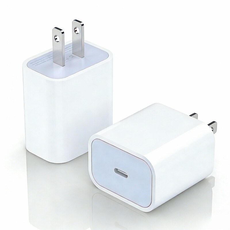 Pd20W Fast Charging Charger Is Suitable for Apple Iphone13/14/15 Us and European Travel and Home Charging Heads
