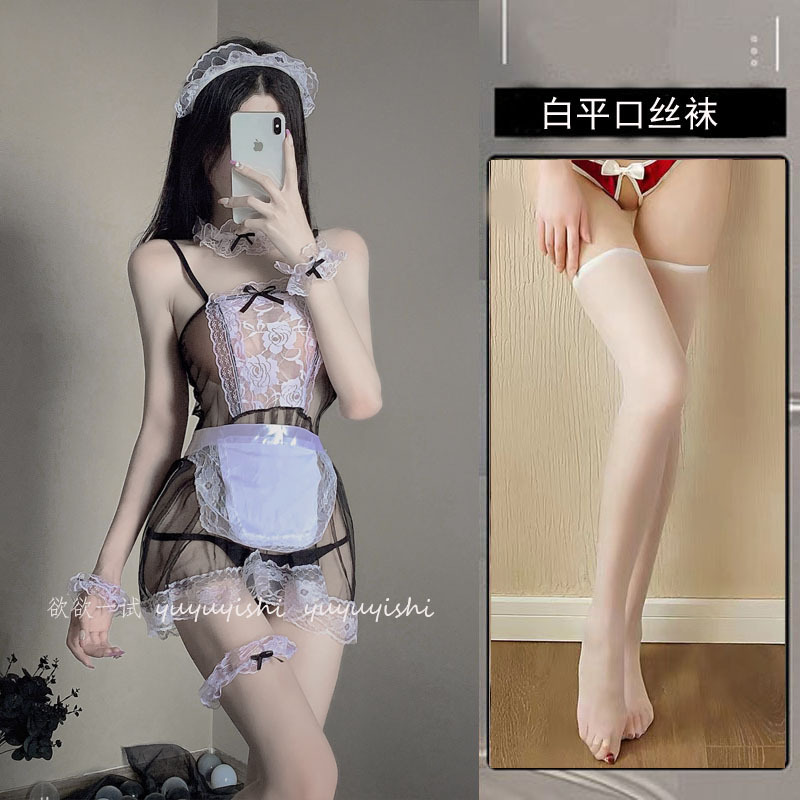 메이드 복장 + 흰색 플랫 스타킹
