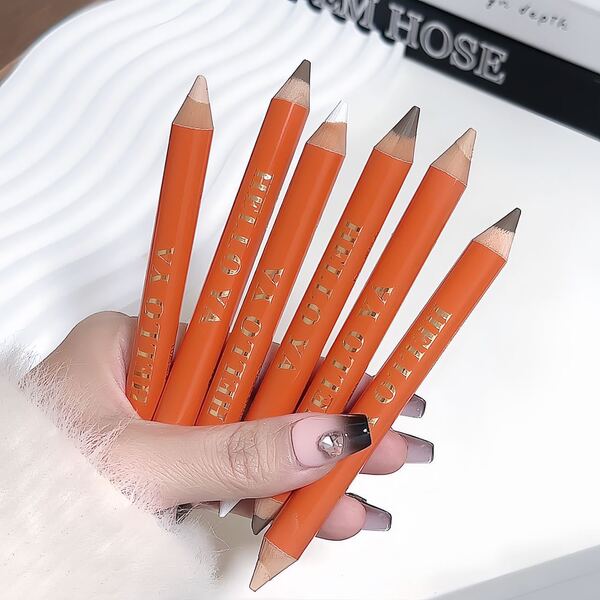 Double-sided contouring stick for face