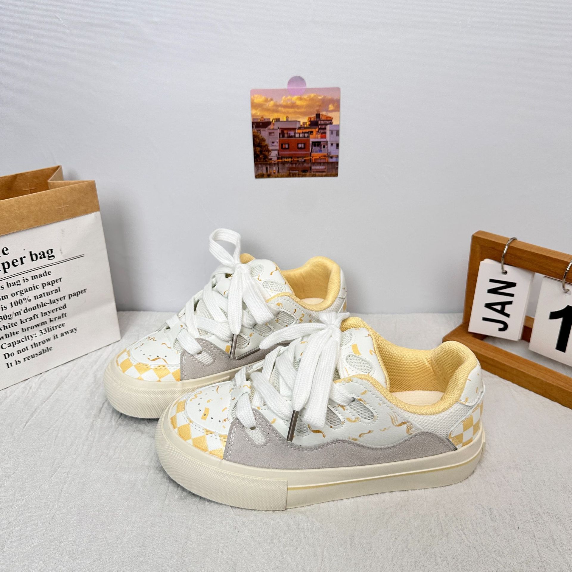 Zapatos de pan de onda lejana, arándano blanco, combinación de colores inteligente, zapatos de lona de moda de todo fósforo, zapatos de skate de moda nacional de corte bajo retro