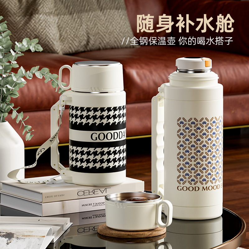 2024 새로운 대용량 보온병 여성 고 가치 316 스테인레스 스틸 보온병 휴대용 따뜻한 물 컵 도매