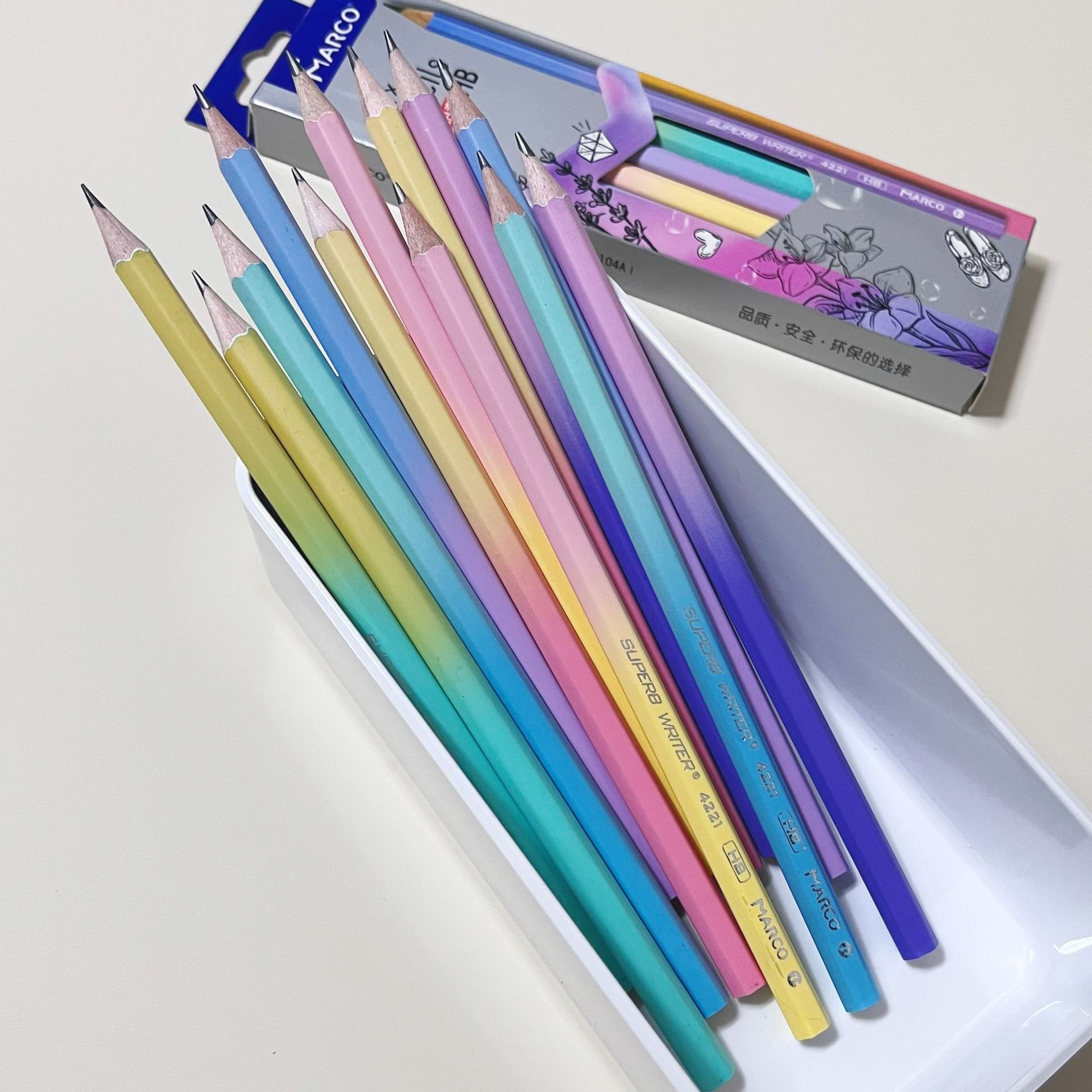 Marco estudiante escritura lápiz 4221 gradiente de color titular de la pluma HB varilla hexagonal estudiante de la escuela primaria niños principiante