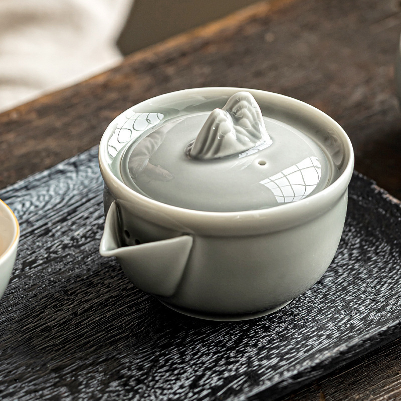 Creative Vegetation Ice Grey Glaze Mountain Sea Hand-held Pot Teapot Household Ceramic Teapot Modern Simple Filter Split Teapot Creative Vegetation Ice Grey Glaze Mountain Sea Hand-held Pot Teapot Household Ceramic Teapot Modern Simple Filter Split Teapot