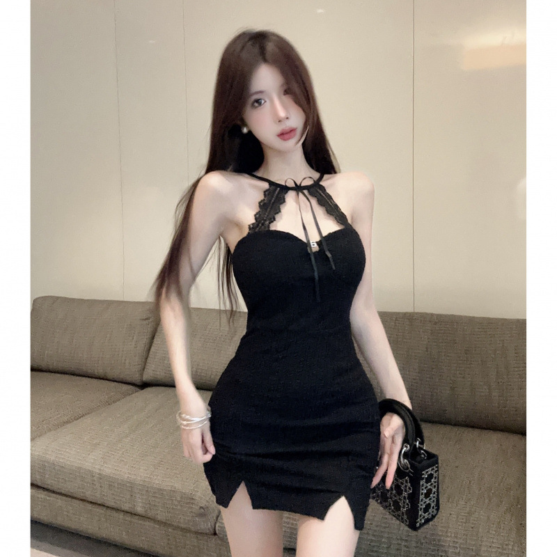 검은색