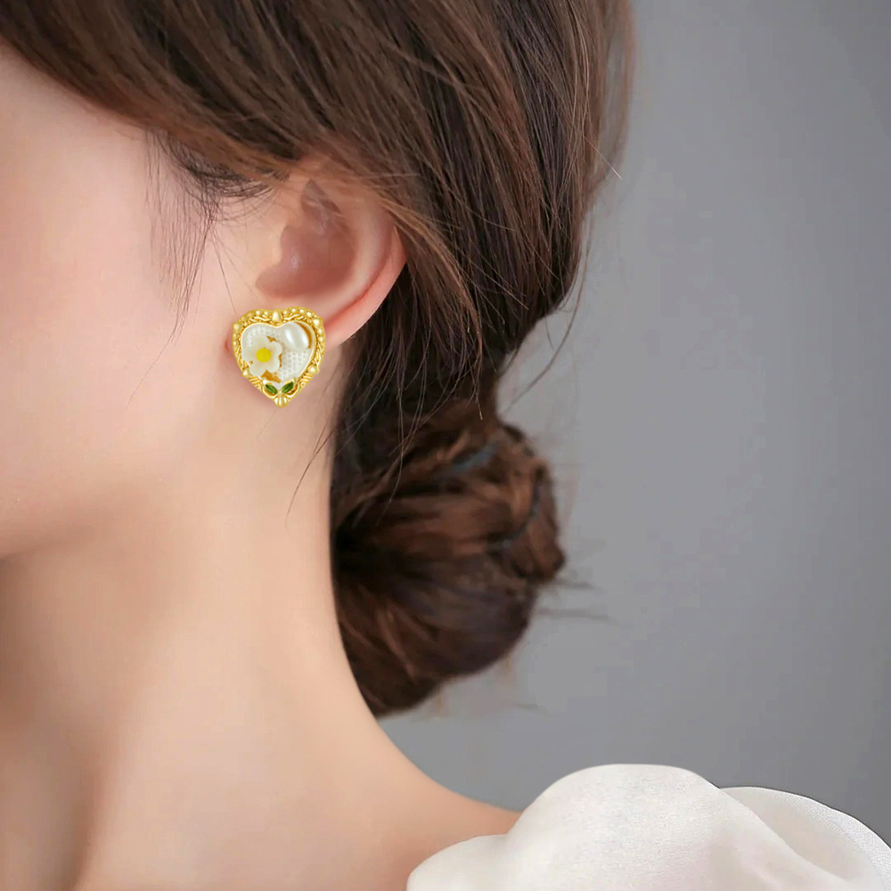 Pintura al óleo retro literaria, estilo melocotón, flor de corazón, pendientes de perlas, lujo ligero femenino, elegante, tendencia de moda exquisita, pendientes de todo fósforo