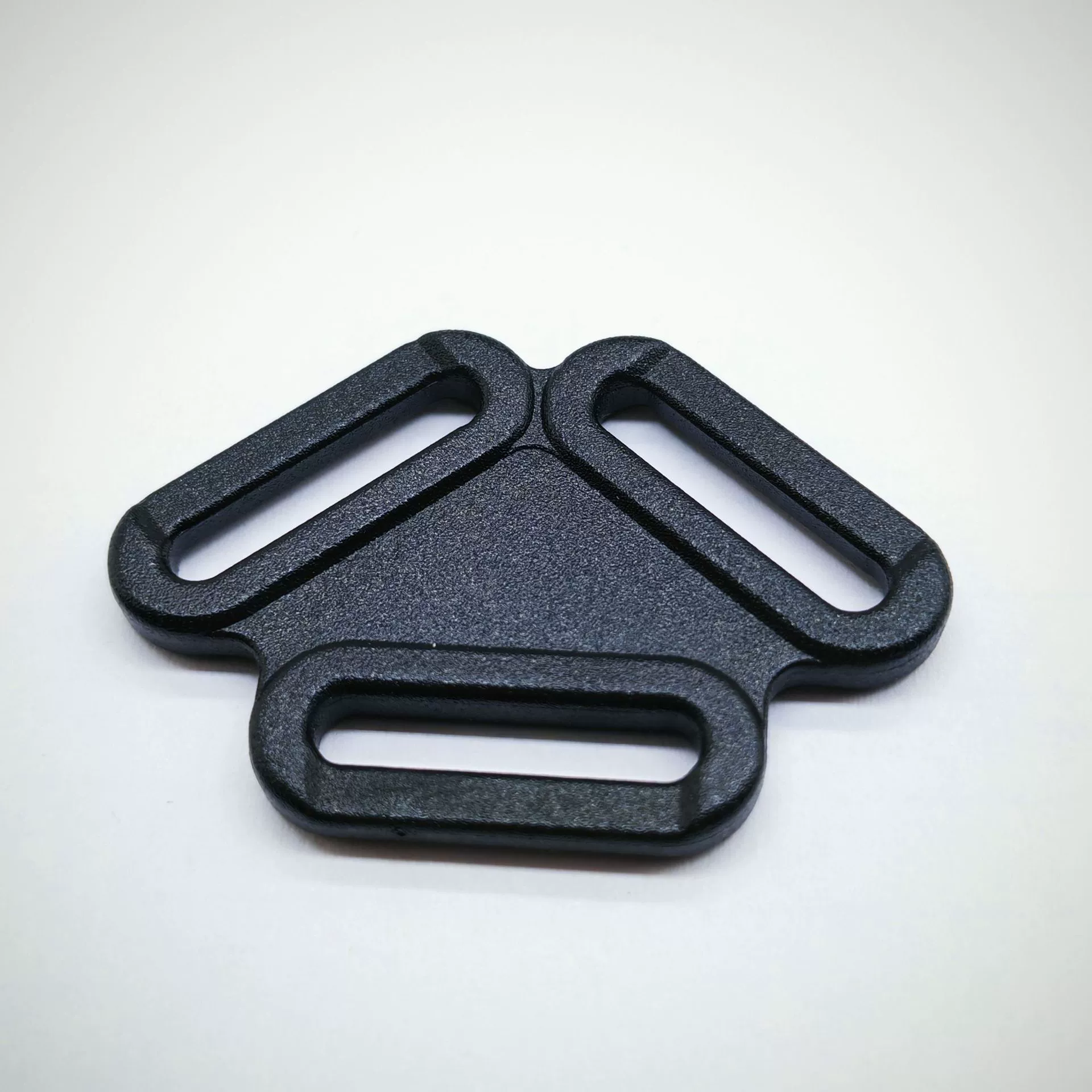 Регулировочная пряжка для шлейки для домашних животных, трехсторонняя пряжка для ремня для кошек и собак, пластиковая треугольная пряжка для тягового троса, трехзубая регулировочная пряжка