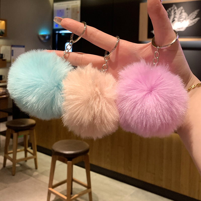 Gran bola de peludo llavero auténtico lindo peludo colgante llave de coche estudiantes pareja regalos colgante al por mayor