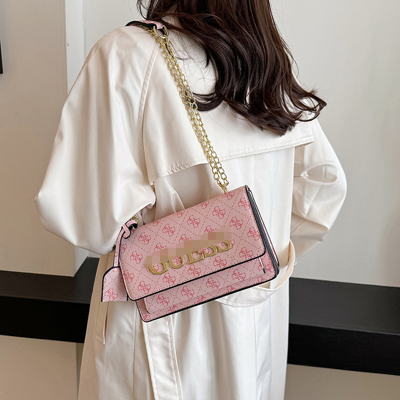 Bolsos transfronterizos para mujer 2024 nuevo nicho de moda de alta gama bolso cuadrado pequeño con letras impresas bolso de mensajero de todo fósforo