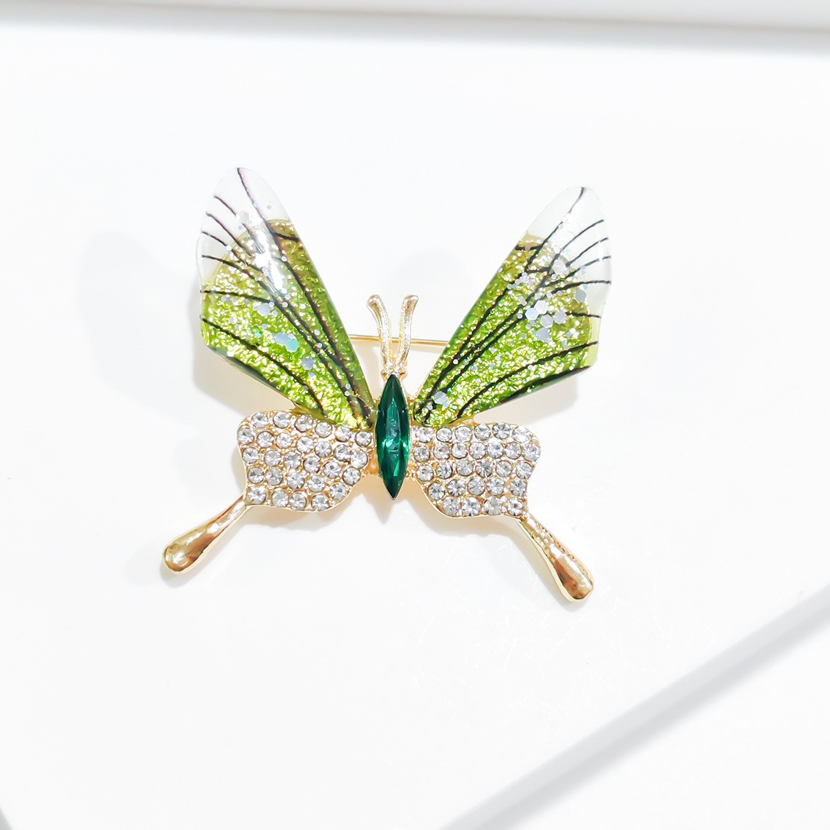 녹색 나비 브로치