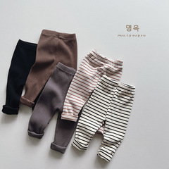 Children's leggings 2024 new autumn style Korean version for boys and girls, versatile small-leg pants for babies, Korean and Japanese trendy children's clothing