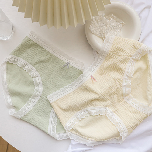 8068 Spring and Summer Class A Baby Cotton 97 Cotton Japanese Girls Underwear Mid-waist Gentle Cream Color Briefs for Women