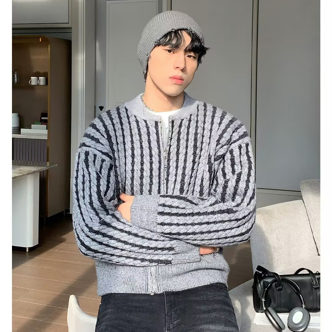 Explosiones transfronterizas de tamaño europeo suéter de jersey de gran tamaño hombre cardigan chaqueta corta de fábrica de rayas de torsión al por mayor