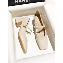 粗跟方頭新品一字帶紅色新品鞋女年春秋新款中跟軟底高跟鞋