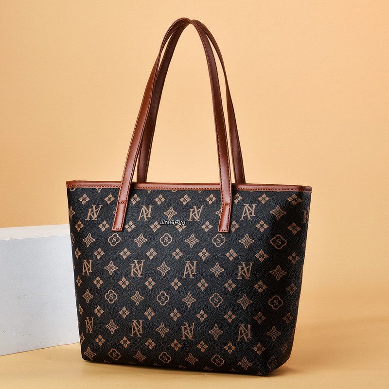 Large Capacity Tote Bag, Fashionable Monogram Bag, Women's 2026 New Model, Light Luxury Printed Bag for Middle-Aged Moms, Shoulder Bag Large Capacity Tote Bag, Fashionable Monogram Bag, Women's 2026 New Model, Light Luxury Printed Bag for Middle-Aged Moms, Shoulder Bag