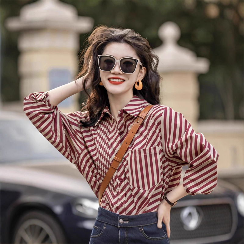 Women's Clothing from Gejia Mall, 2025 Spring and Autumn New Hong Kong Style Retro Versatile Casual Striped Shirt Top