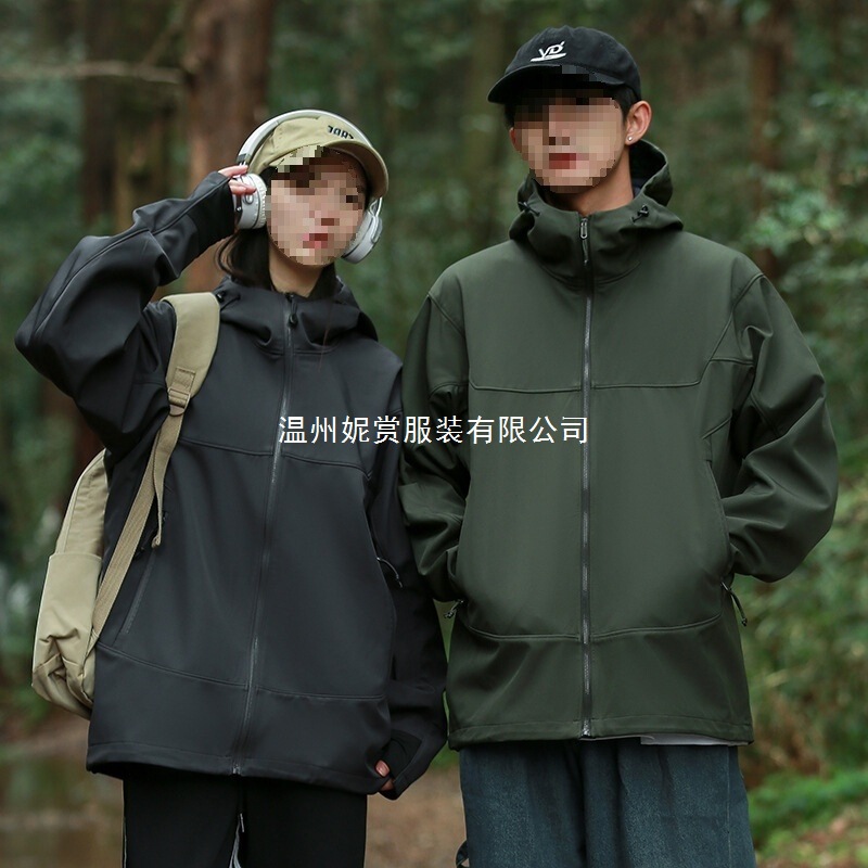 Cross-Border Autumn and Winter Couple's Style Three-Proof Outdoor Softshell Graphene Fleece Jacket for Men and Women, Casual Wholesale